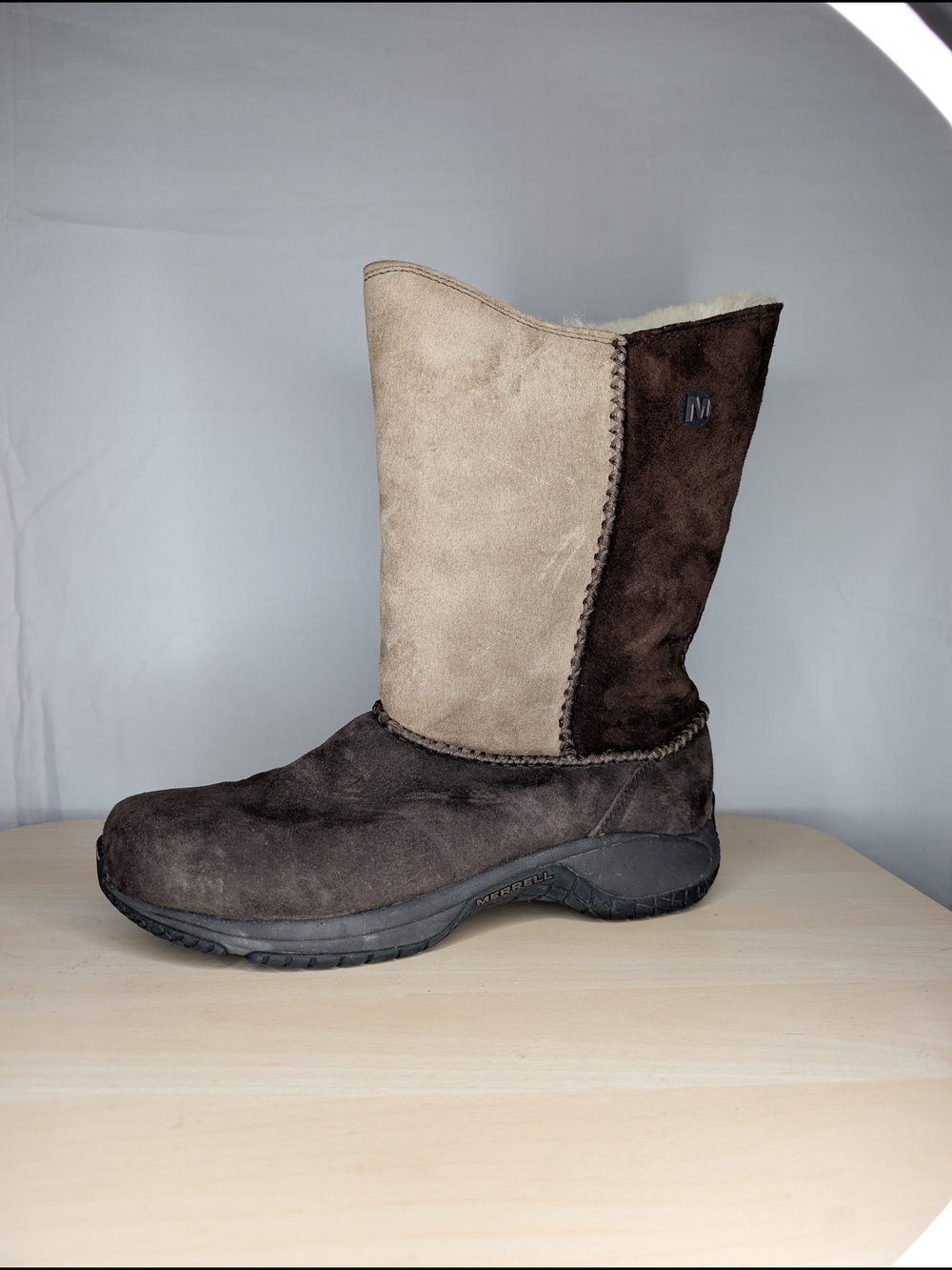 MERRELL Women's Two-Tone Brown Shearling-Lined Suede Boot